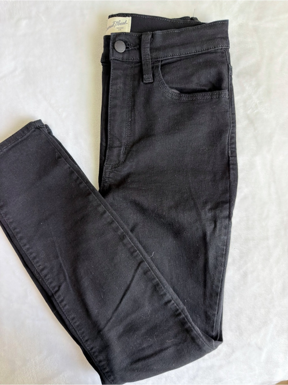 Universal Thread Black Women’s Skinny Jeans